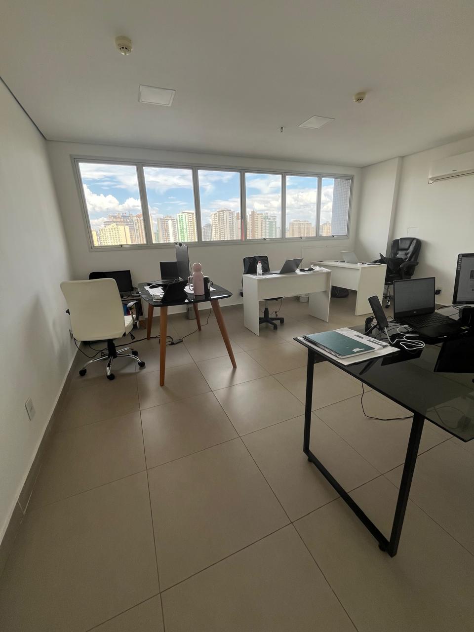 Foto 4 - Parede Oposta à Janela